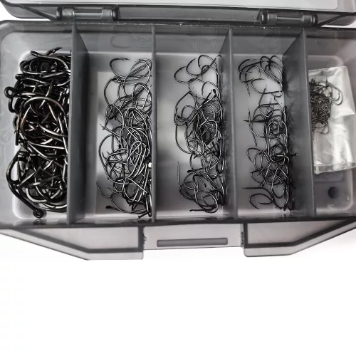 Doboz 250 db horoggal feltöltve 