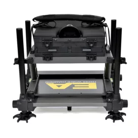 EA QUATTRO VERSENYLÁDA