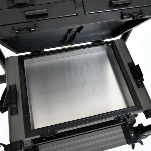 EA QUATTRO VERSENYLÁDA