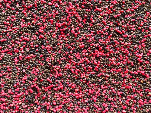 TOP MIX Dynamic Carp etető pellet, Eper